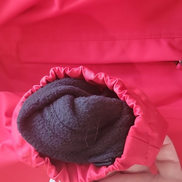 Kids red North Face coat - Picture 4 of 7